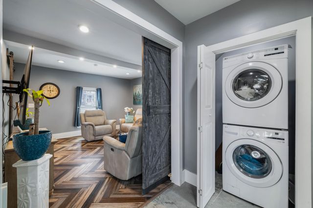 819 Campbell AVE, Roanoke, VA 24016