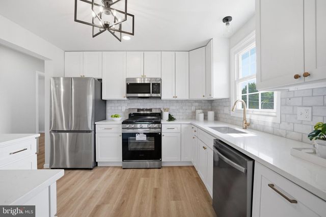 813 BRANFORD CIR, Lutherville Timonium, MD 21093