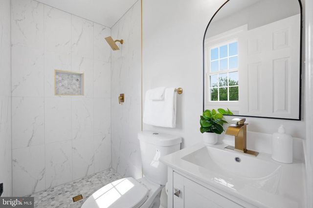813 BRANFORD CIR, Lutherville Timonium, MD 21093