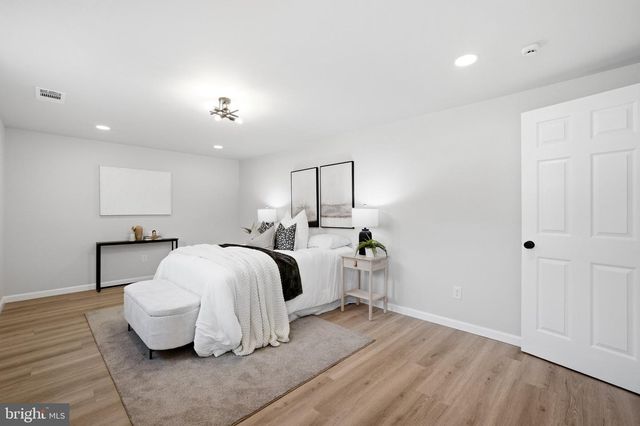 813 BRANFORD CIR, Lutherville Timonium, MD 21093