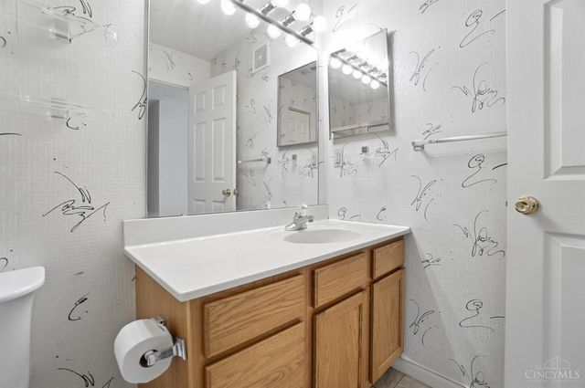 12061 Carrington Lane, Loveland, OH 45140