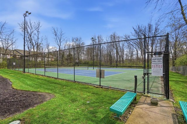 12061 Carrington Lane, Loveland, OH 45140