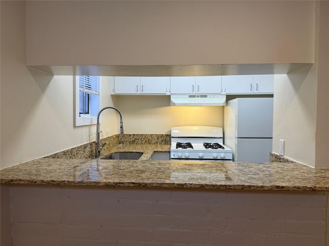 1801 Cortlandt Street 20, Houston, TX 77008