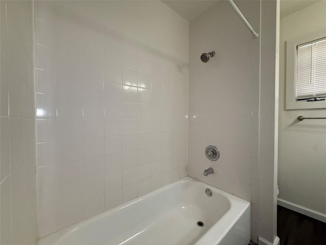 1801 Cortlandt Street 20, Houston, TX 77008