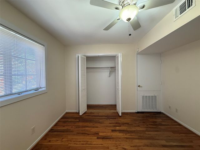 1801 Cortlandt Street 20, Houston, TX 77008