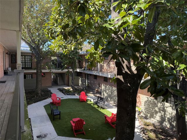 1801 Cortlandt Street 20, Houston, TX 77008