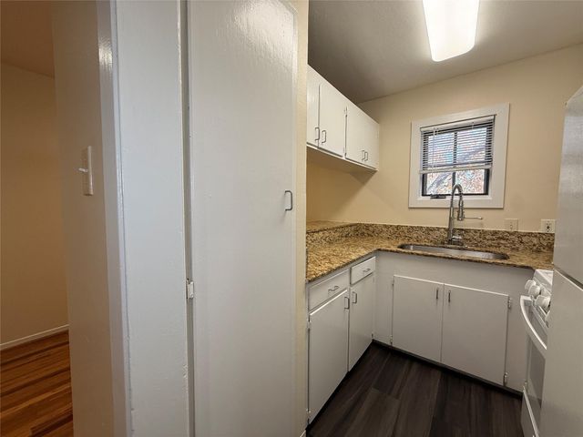 1801 Cortlandt Street 20, Houston, TX 77008