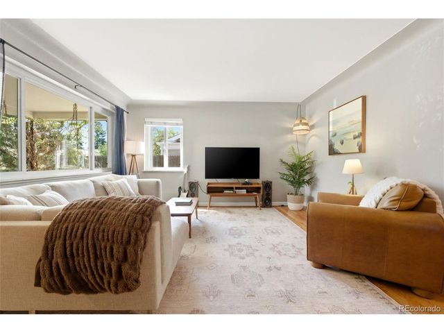 1365 Oneida St, Denver, CO 80220