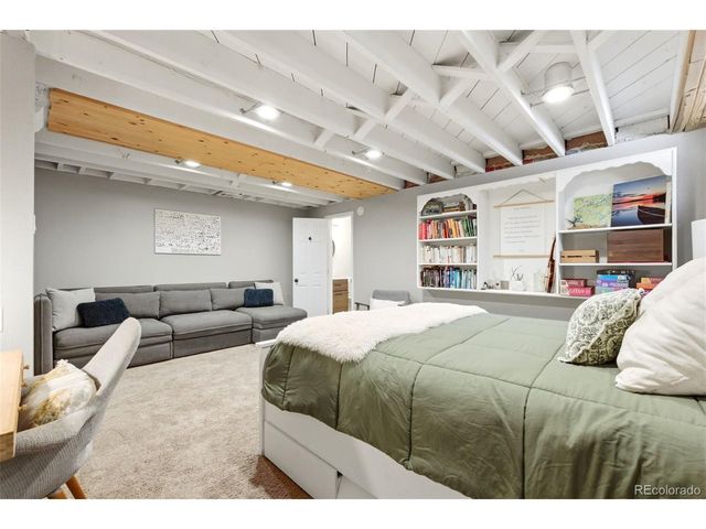 1365 Oneida St, Denver, CO 80220