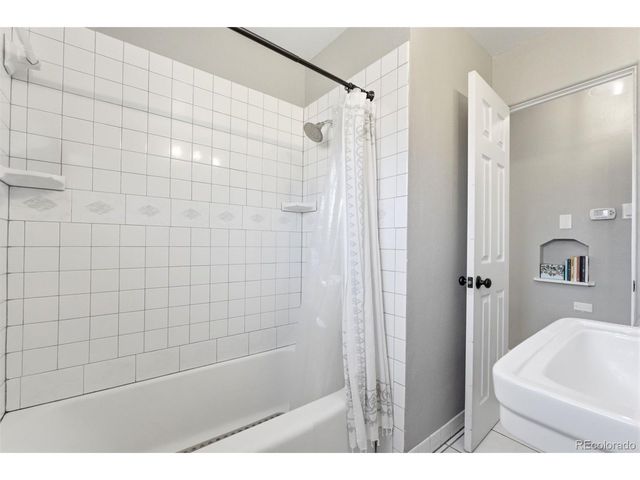 1365 Oneida St, Denver, CO 80220