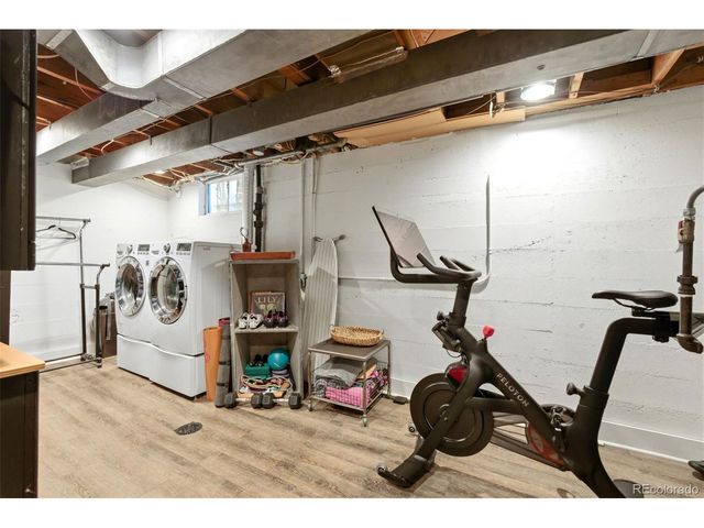 1365 Oneida St, Denver, CO 80220