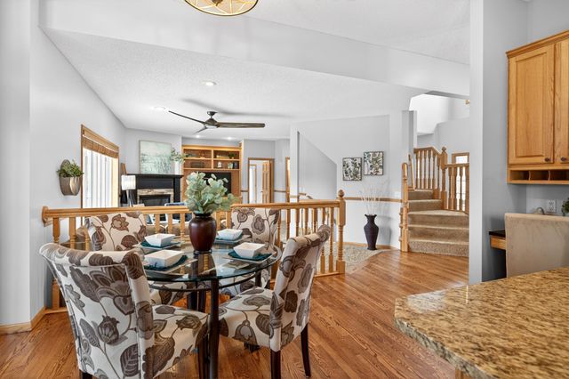 303 Bluff Road, Carver, MN 55315