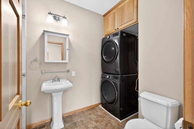 303 Bluff Road, Carver, MN 55315