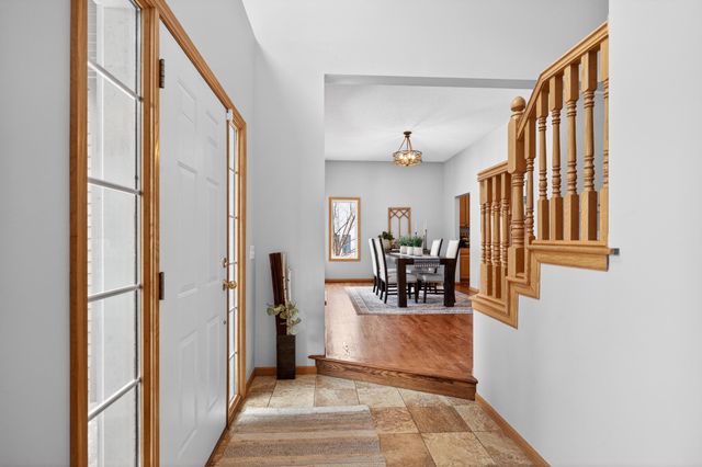 303 Bluff Road, Carver, MN 55315