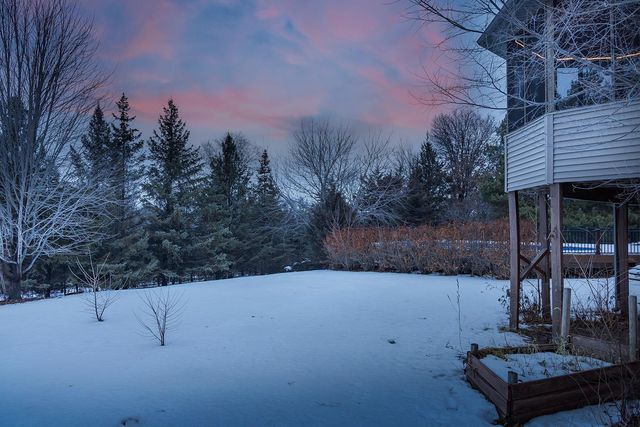 303 Bluff Road, Carver, MN 55315