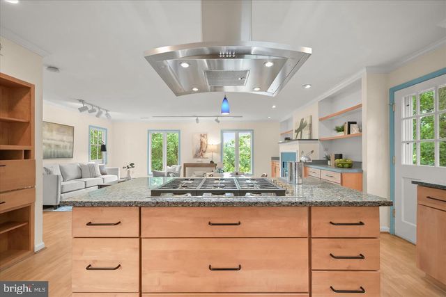 6004 PRINCETON AVE, Glen Echo, MD 20812