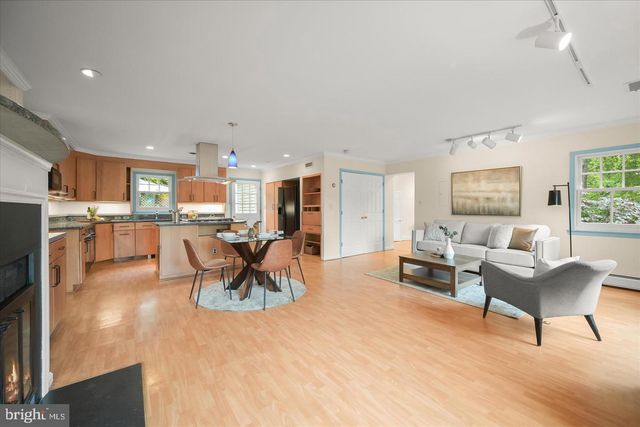 6004 PRINCETON AVE, Glen Echo, MD 20812