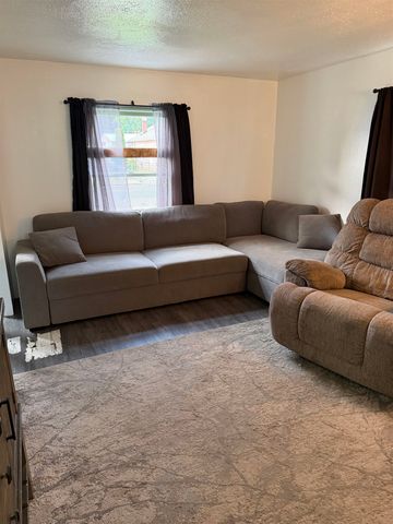 2602 E Rowan Ave, Spokane, WA 99207