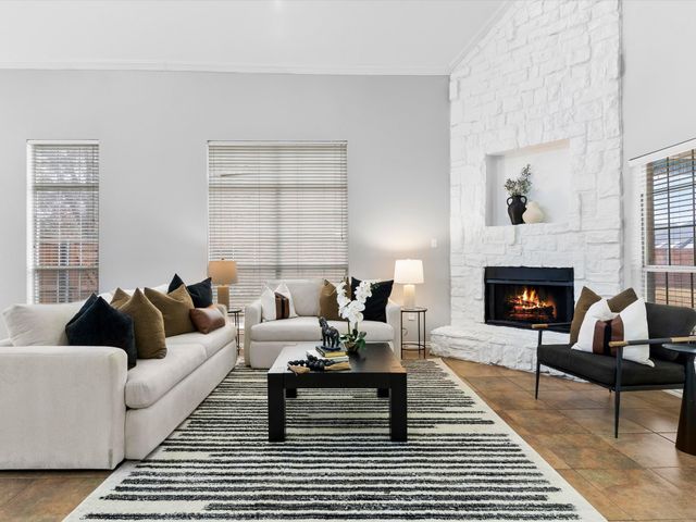 9716 W Valley Ranch Parkway, Irving, TX 75063