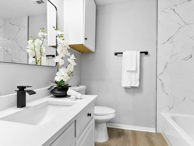 9716 W Valley Ranch Parkway, Irving, TX 75063