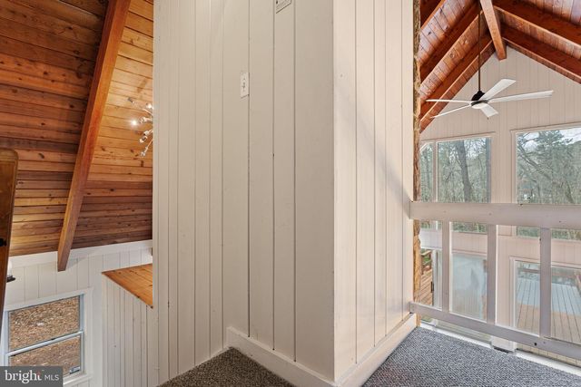 9 PINE RD, Medford, NJ 08055