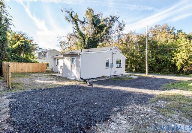 122 Kentucky Ave, Petersburg, VA 23803