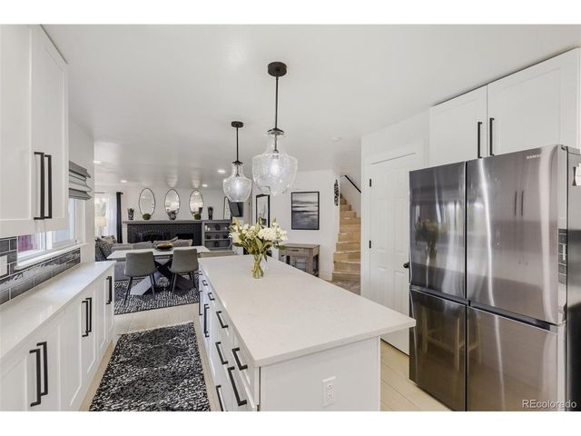 211 Durham Ct, Castle Pines, CO 80108