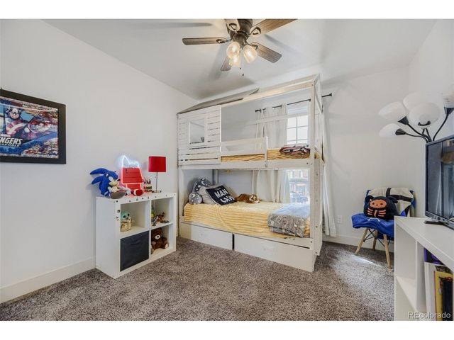 211 Durham Ct, Castle Pines, CO 80108