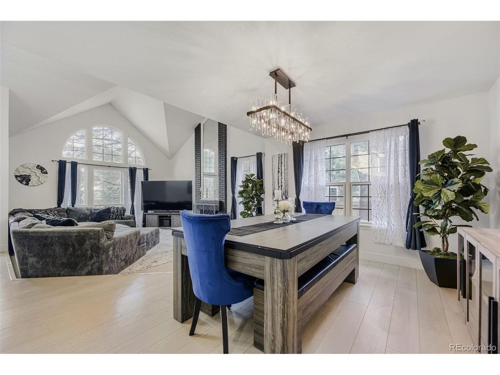 211 Durham Ct, Castle Pines, CO 80108