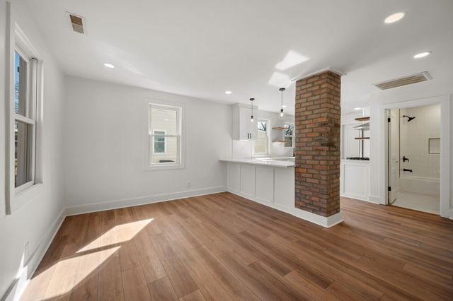 910 Apex St, Nashville, TN 37206