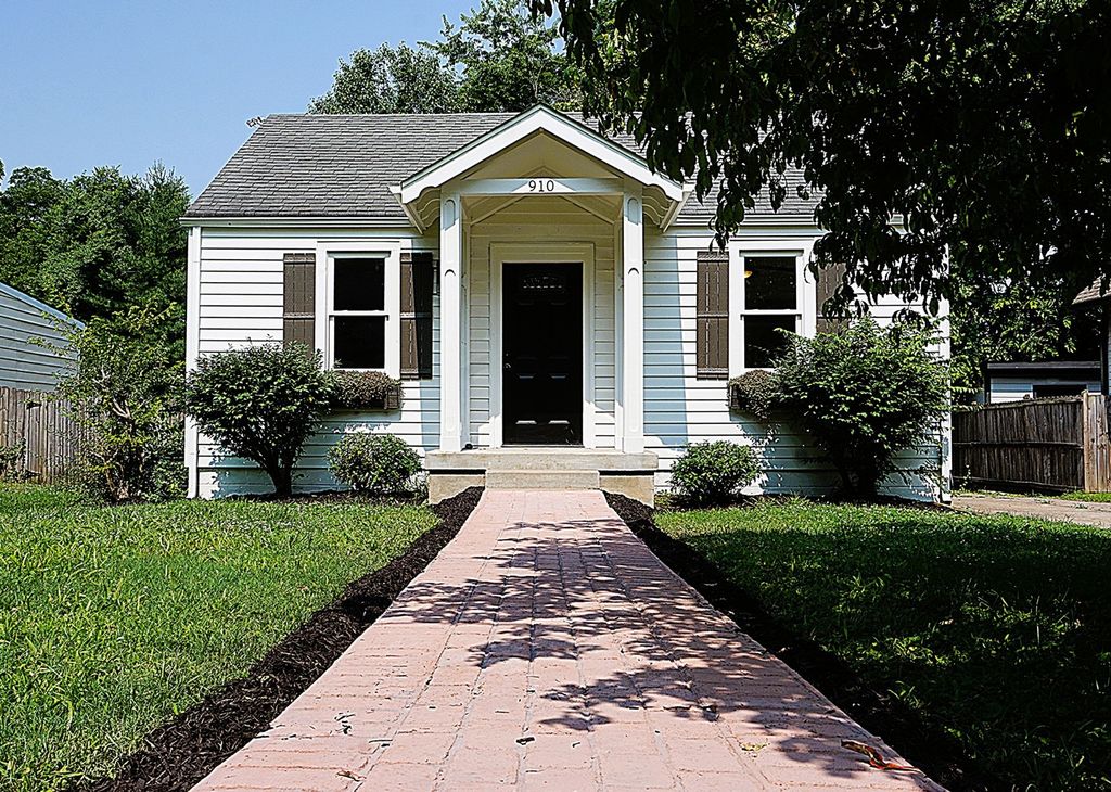 910 Apex St, Nashville, TN 37206