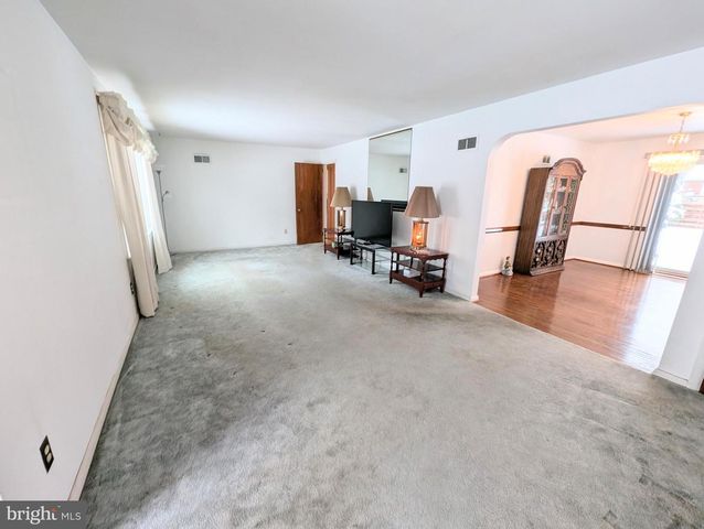 85 SAVO AVE, Lancaster, PA 17601