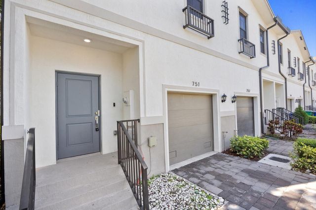 751 SW 11th Street, Florida City, FL 33034