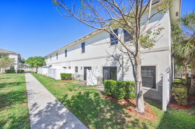 751 SW 11th Street, Florida City, FL 33034