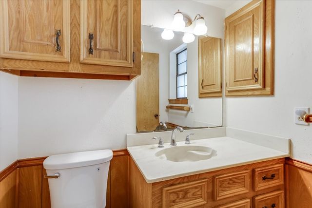 3211 Bluegrass Drive, Midlothian, TX 76065