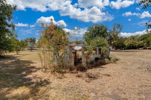 3211 Bluegrass Drive, Midlothian, TX 76065