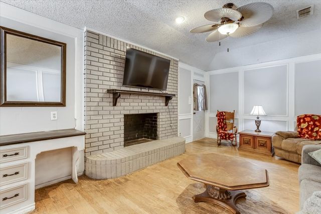 3211 Bluegrass Drive, Midlothian, TX 76065