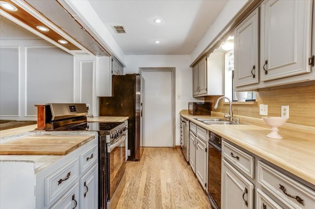 3211 Bluegrass Drive, Midlothian, TX 76065