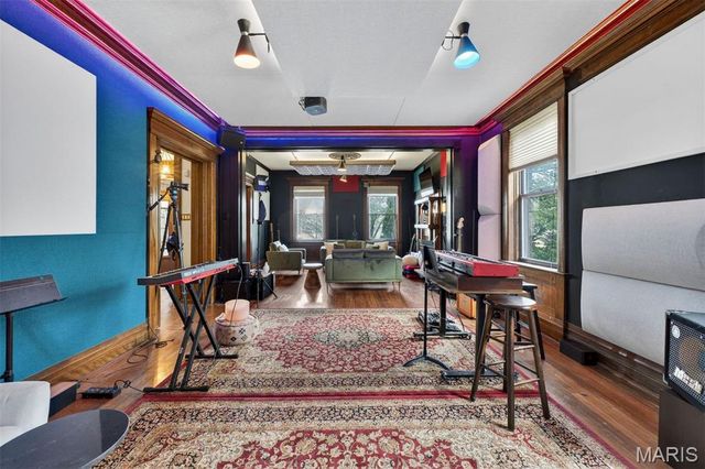 3500 Russell Boulevard, St Louis, MO 63104