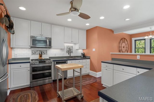 3500 Russell Boulevard, St Louis, MO 63104