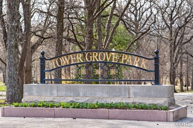 3500 Russell Boulevard, St Louis, MO 63104