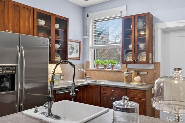 3500 Russell Boulevard, St Louis, MO 63104