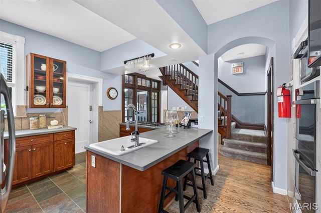 3500 Russell Boulevard, St Louis, MO 63104