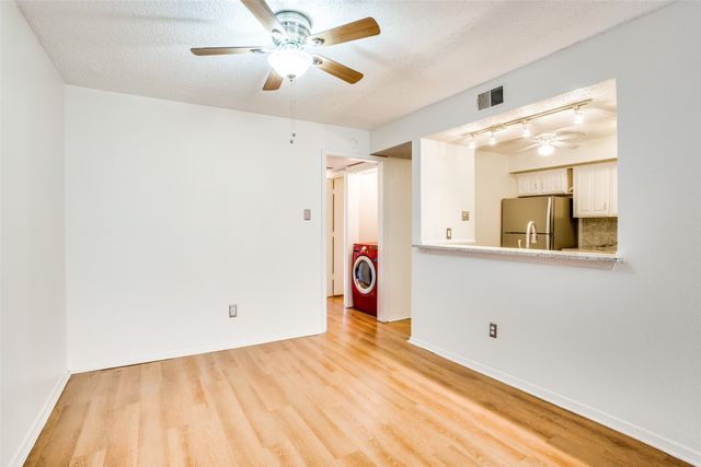7640 W Greenway Boulevard 6B, Dallas, TX 75209