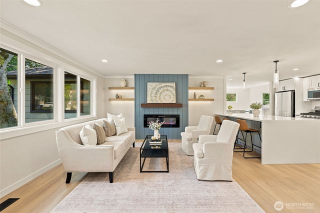 23324 97th Avenue W, Edmonds, WA 98020
