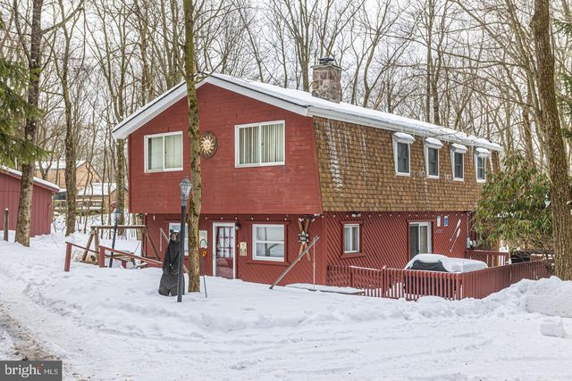 28 SKYE DR, Lake Harmony, PA 18624