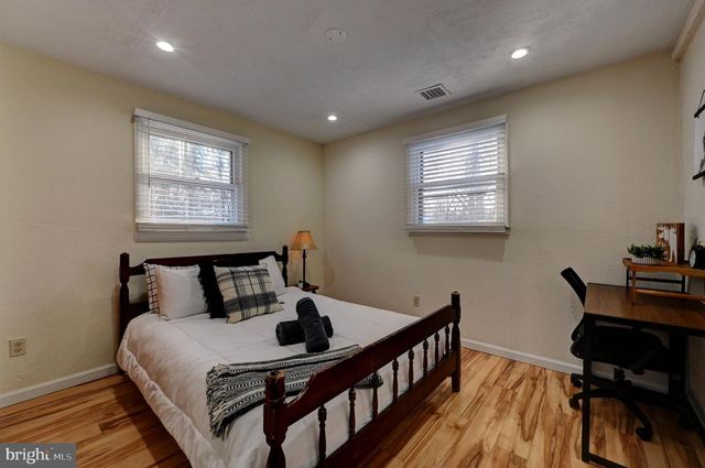 28 SKYE DR, Lake Harmony, PA 18624