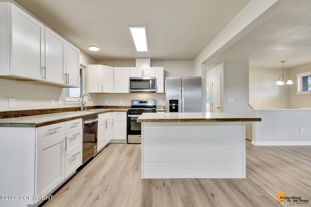 701 E 54th Avenue, Anchorage, AK 99518