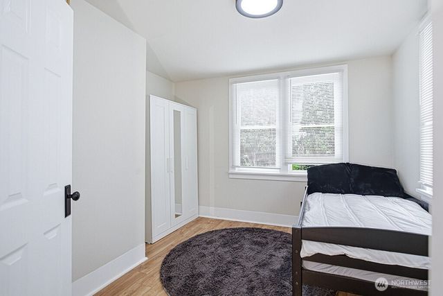 6220 Parker Road E, Sumner, WA 98390