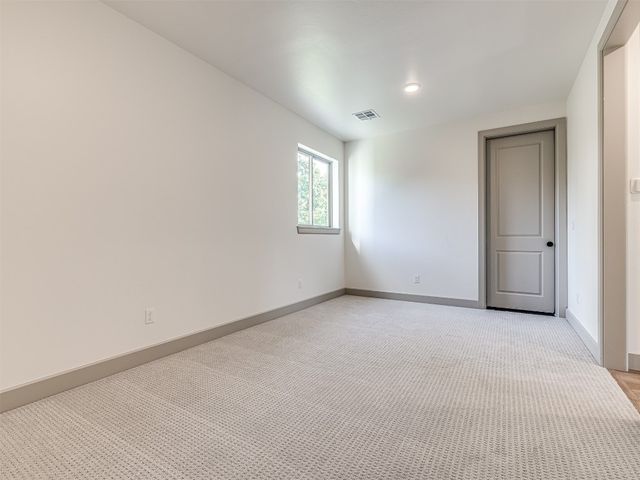 400 Old Creek Road, Edmond, OK 73034